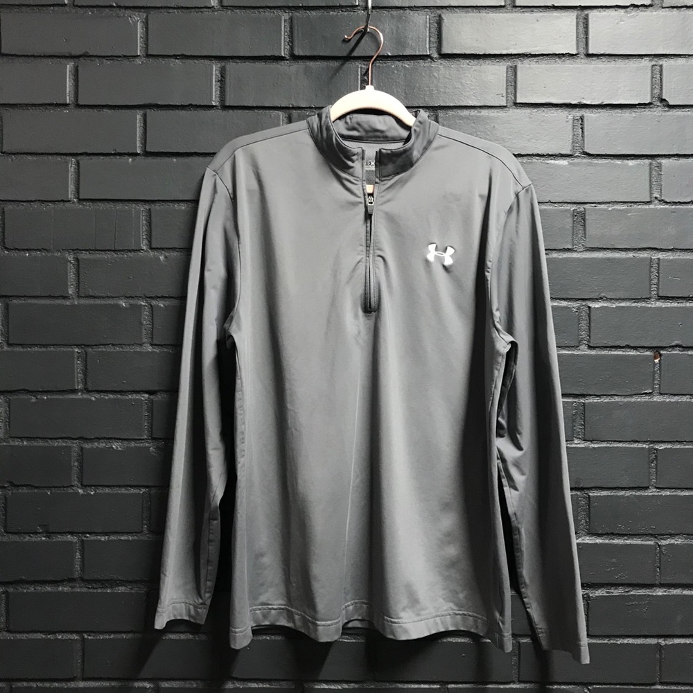 UNDERARMOUR Men’s Gray Insulated Warm Athletic Top